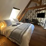 Les Deux Marguerite Pensión 3*