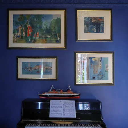 Les Deux Marguerite Alençon